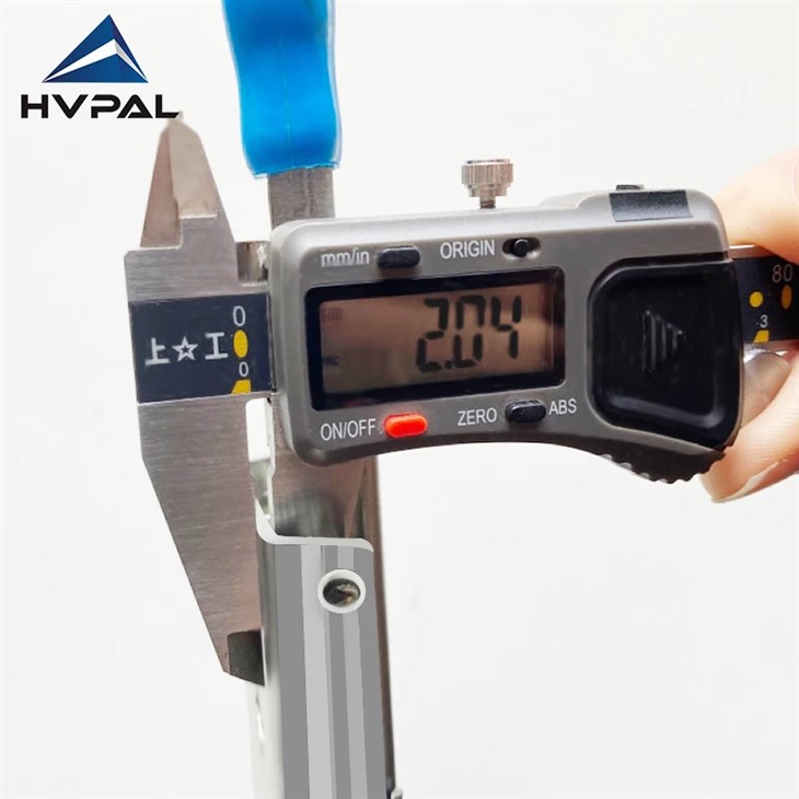 Själv-låsande kullager för stora industribrickor